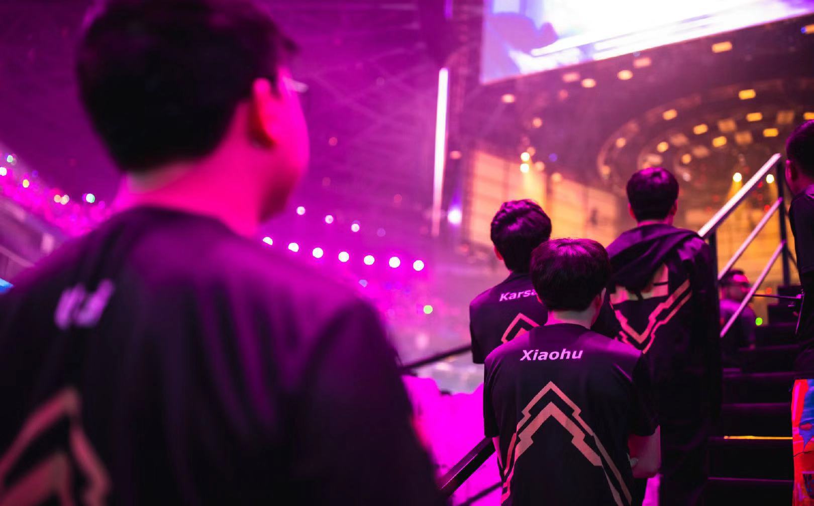 开云体育APP-JackeyLove在G2比赛中刷新纪录，夺冠引发热议！-开云体育APP